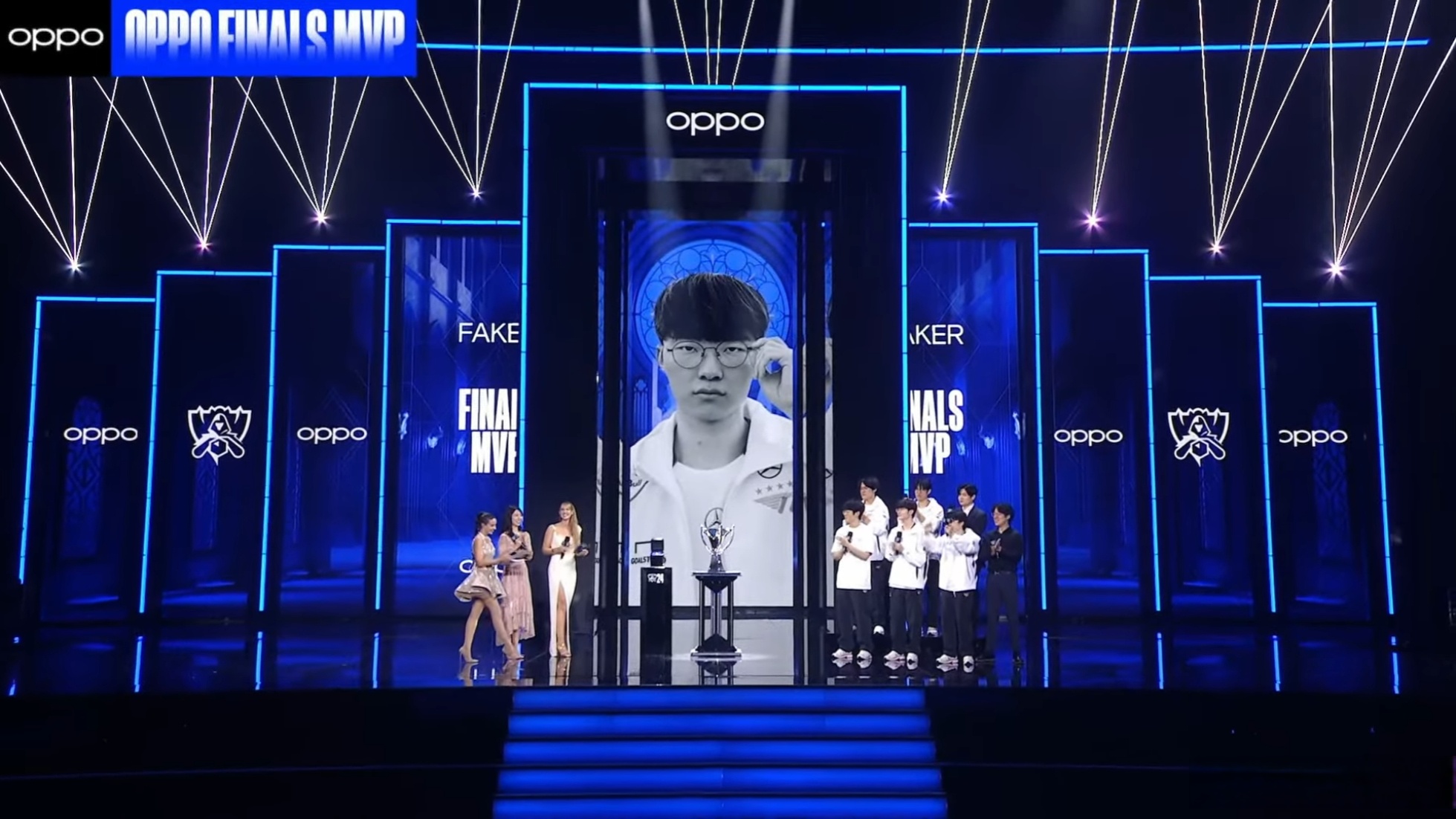 Faker爆冷击败拜仁，高光表现引爆全场！